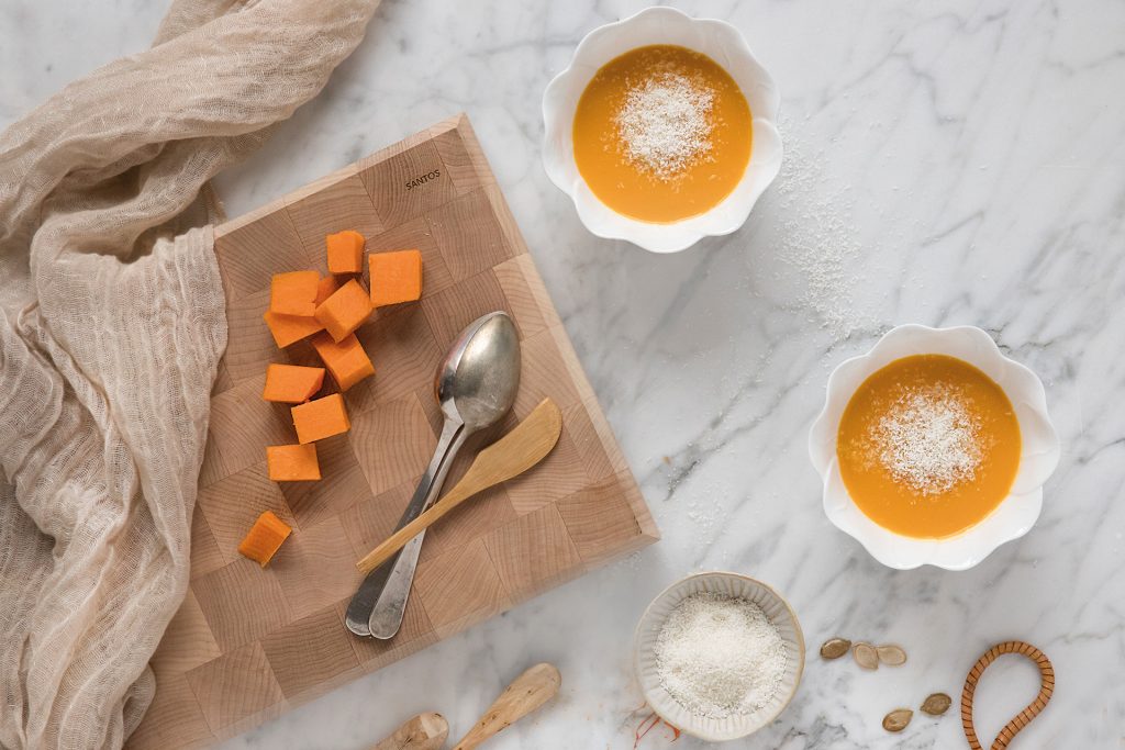 Recipe for Cream of Pumpkin and Coconut Soup in the 2019 calendar of Santos kitchens
