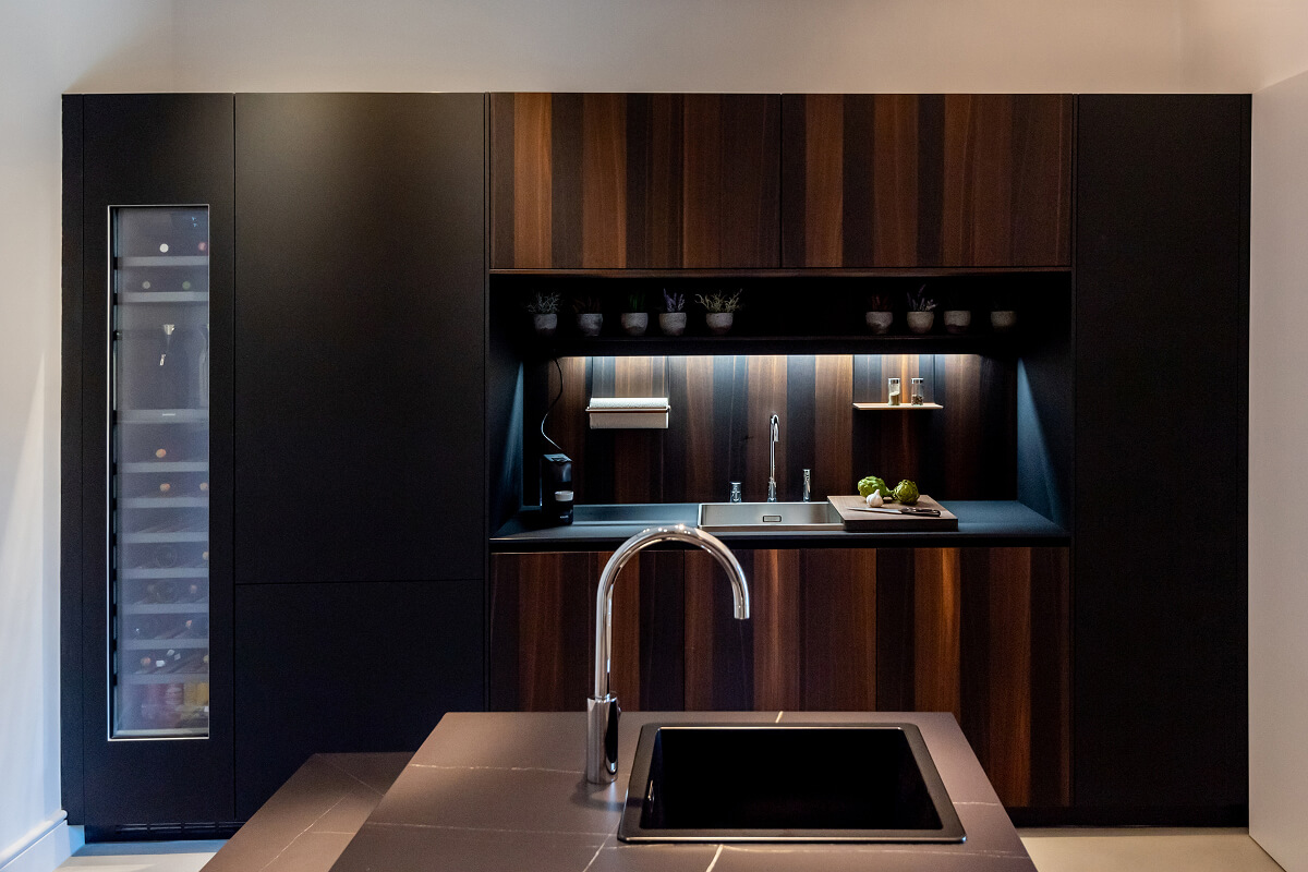Clysa, an exclusive Santos kitchen showroom in Barcelona, consolidates its presence with its stunning new premises