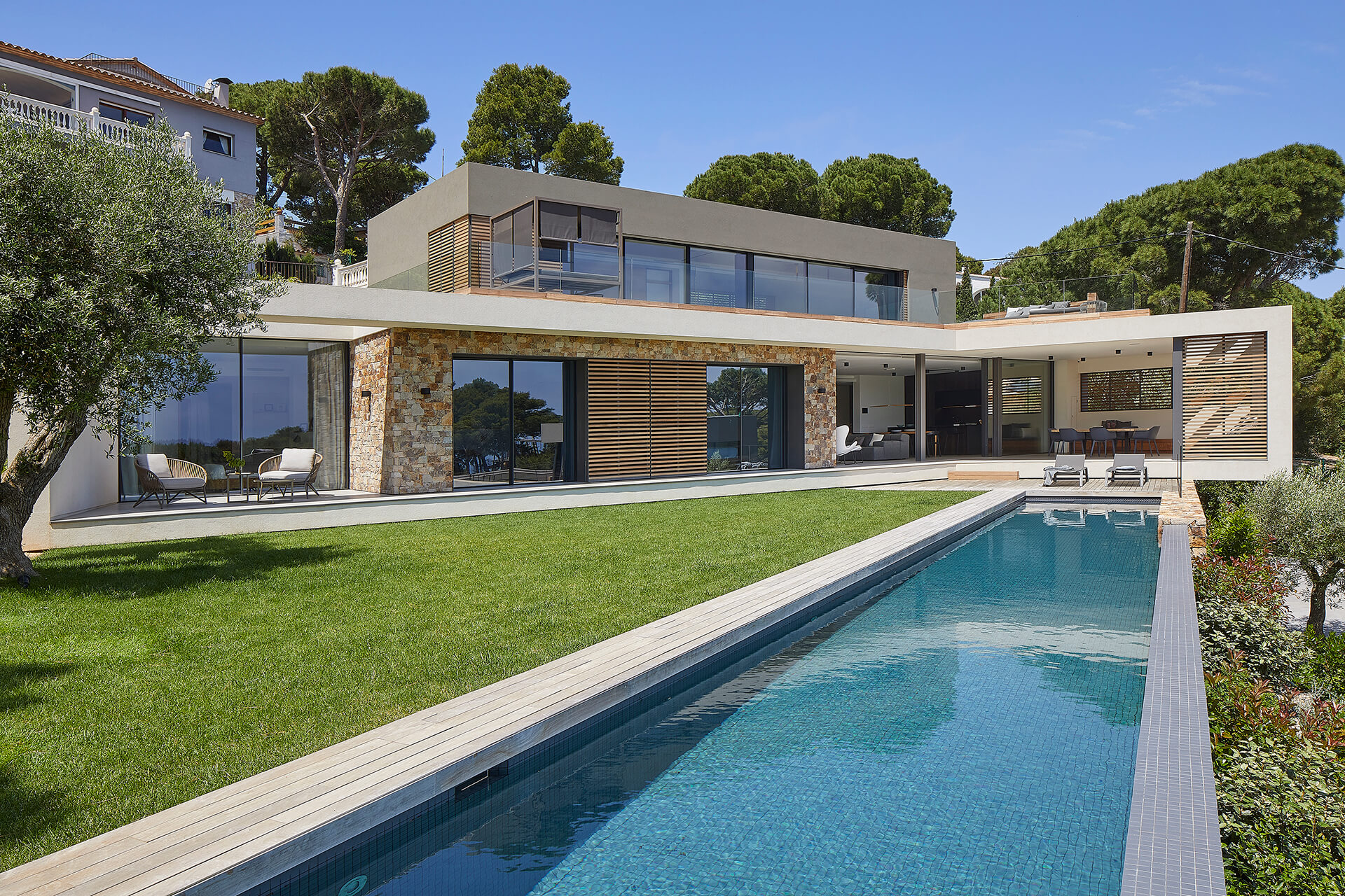 Habitation conçue par Jané & Font avec piscine