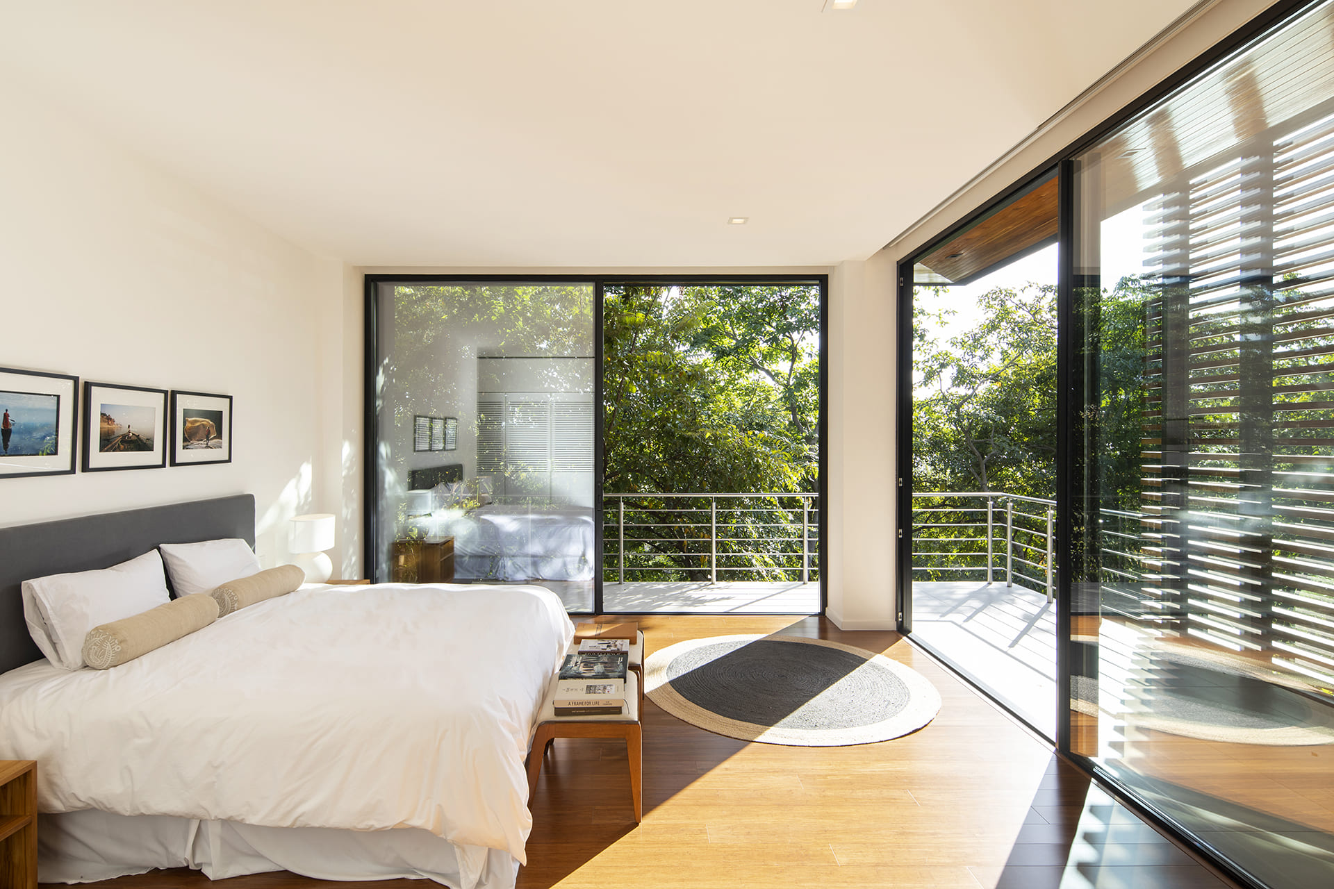 Dormitorio con terraza amplio y luminoso