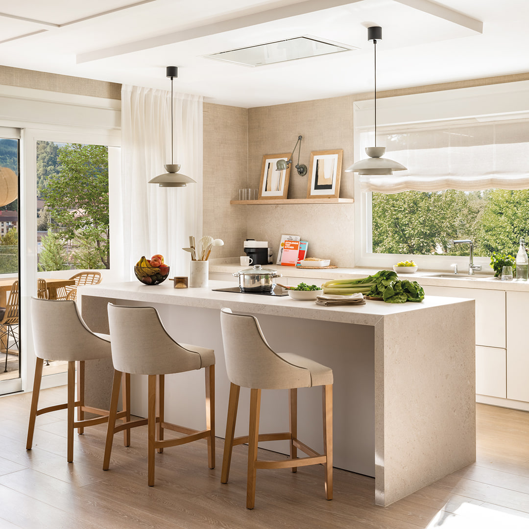 L-shaped Santos kitchen with island